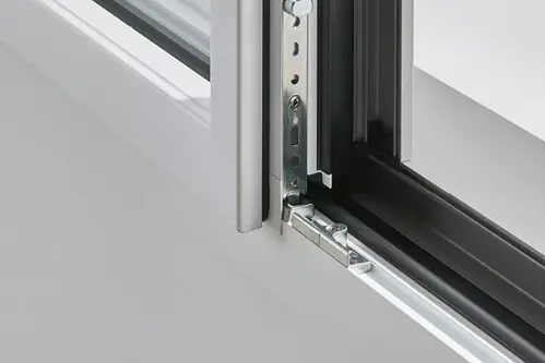 fenetres-aluminium-durabilite Fenêtre aluminium robuste et durable installée à Saumur par un menuisier professionnel