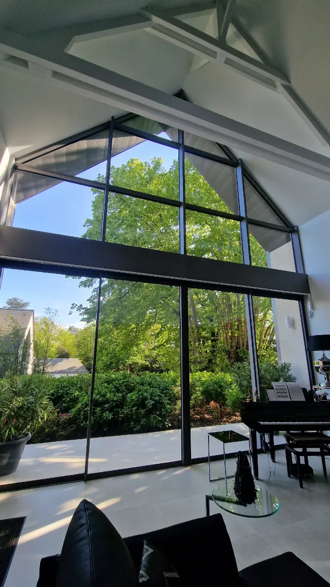 Façade vitrée en aluminium sur mesure à Tours